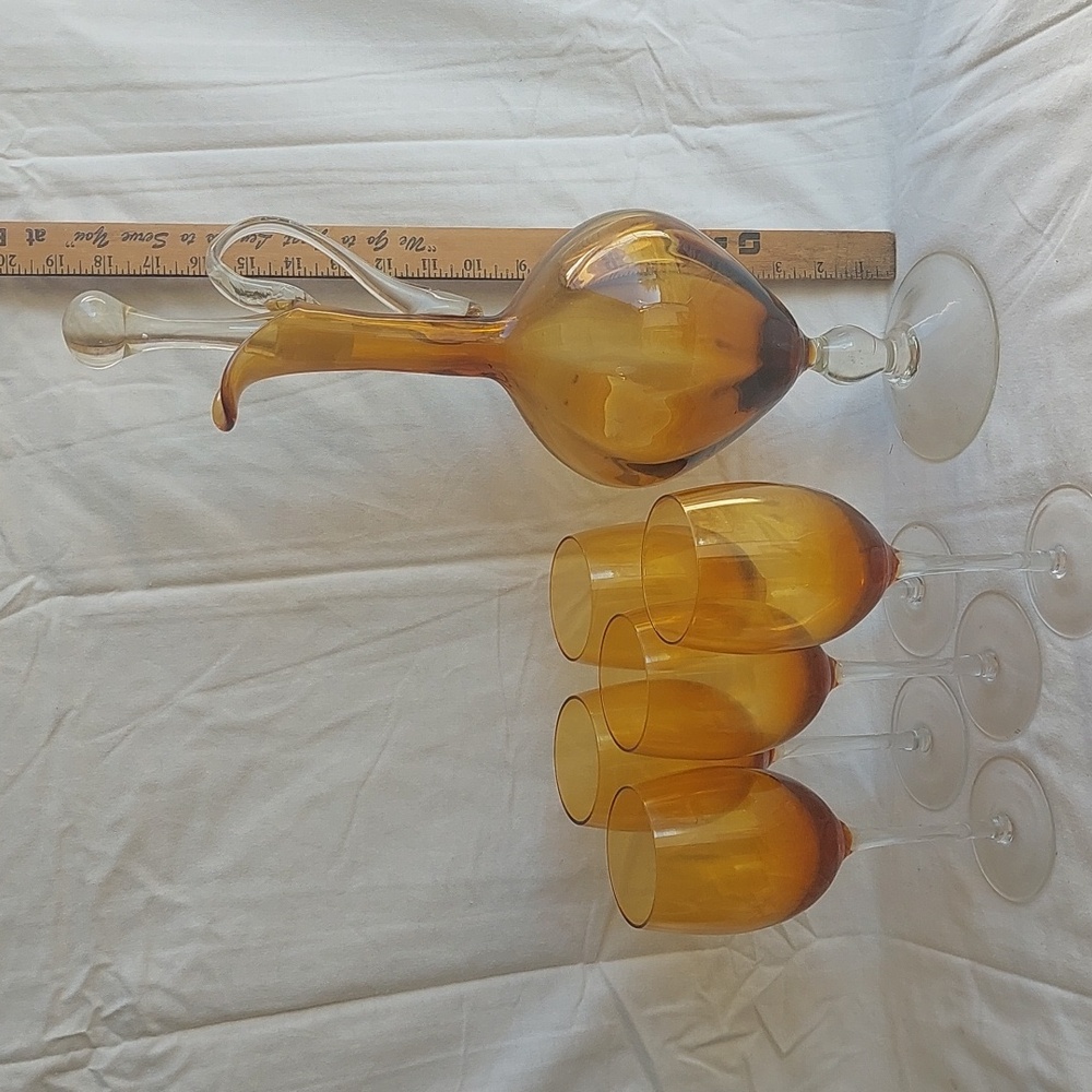 Vintage Italian (Empoli?) Hand Blown 18.5” Decanter Set With Stopper and 5 Glass